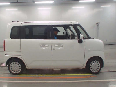 SUZUKI WAGON R SMILE