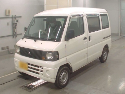 MITSUBISHI MINICAB