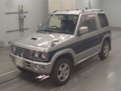 MITSUBISHI PAJERO MINI