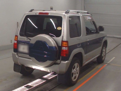 MITSUBISHI PAJERO MINI