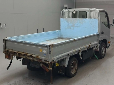 TOYOTA DYNA TRUCK