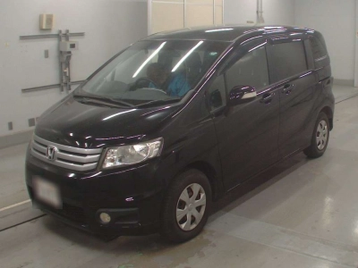 HONDA FREED SPIKE