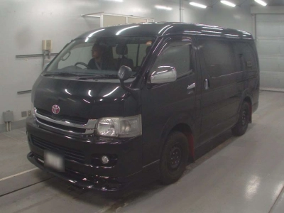 TOYOTA HIACE WAGON