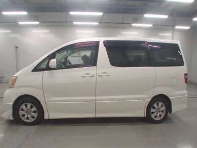 TOYOTA ALPHARD V