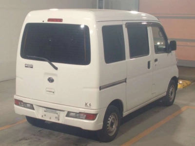 TOYOTA PIXIS VAN