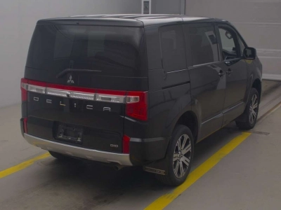 MITSUBISHI DELICA D:5