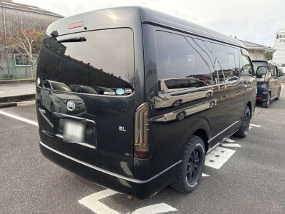 TOYOTA HIACE WAGON