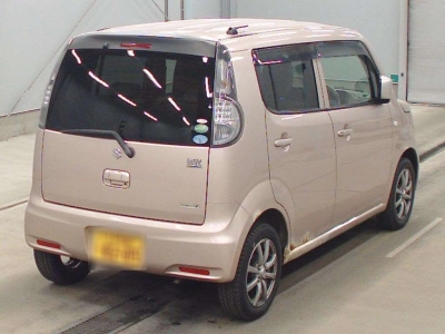 SUZUKI MRWAGON