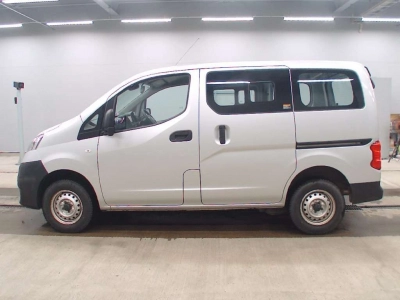 NISSAN NV200 VANETTE VAN