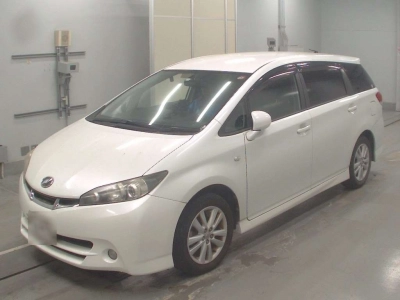TOYOTA WISH