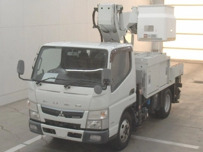 MITSUBISHI CANTER