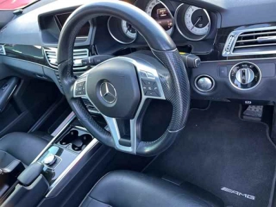 MERCEDES BENZ E CLASS