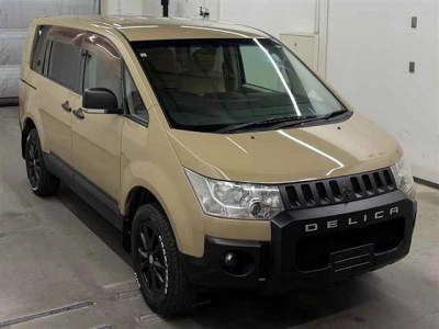 MITSUBISHI DELICA D:5
