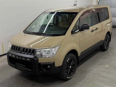 MITSUBISHI DELICA D:5