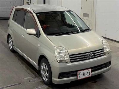 DAIHATSU MIRA AVY