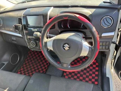 SUZUKI WAGON R STINGRAY