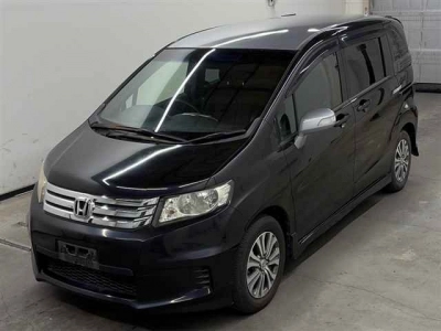 HONDA FREED SPIKE