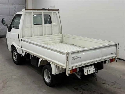 NISSAN VANETTE TRUCK