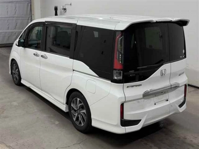 HONDA STEPWGN SPADA