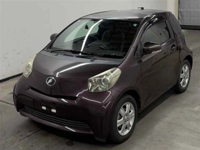 TOYOTA IQ