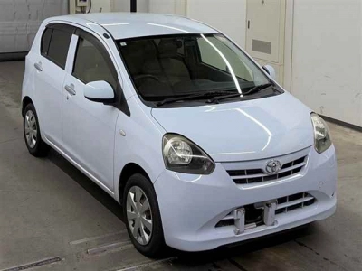 TOYOTA PIXIS EPOCH