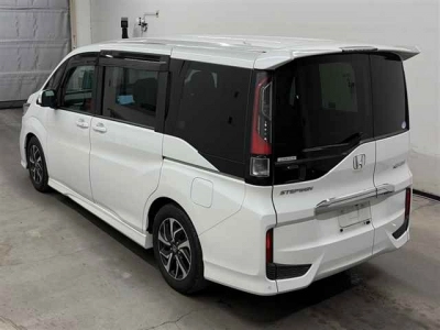 HONDA STEPWGN SPADA