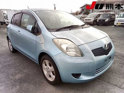 TOYOTA VITZ