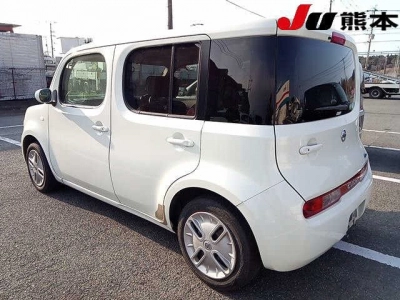 NISSAN CUBE