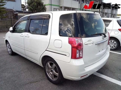 TOYOTA RAUM