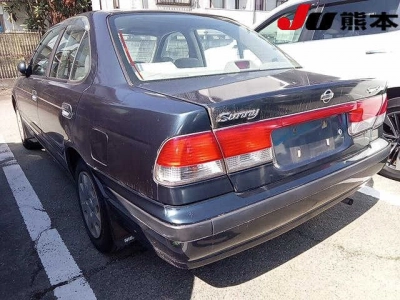 NISSAN SUNNY