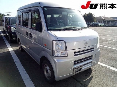 NISSAN NV100 CLIPPER