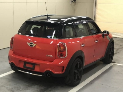 MINI MINI CROSSOVER