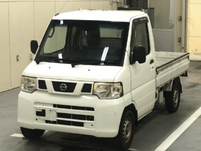 NISSAN NT100 CLIPPER