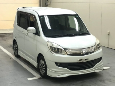 MITSUBISHI DELICA D:2