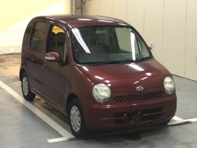 DAIHATSU MOVE LATTE