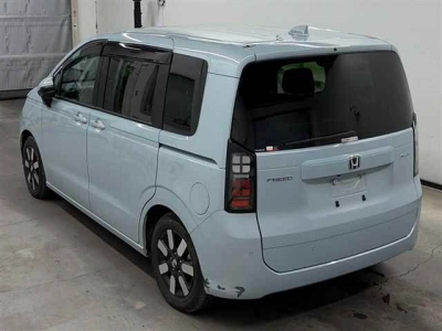 HONDA FREED HYBRID