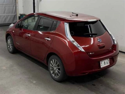 NISSAN LEAF