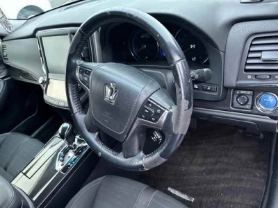 TOYOTA CROWN HYBRID