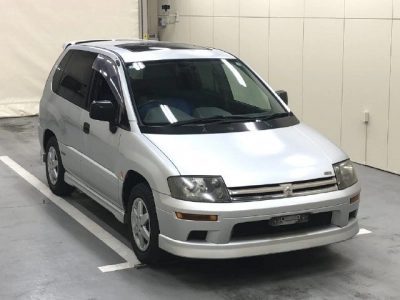 MITSUBISHI RVR