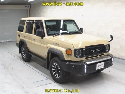 TOYOTA LAND CRUISER 70
