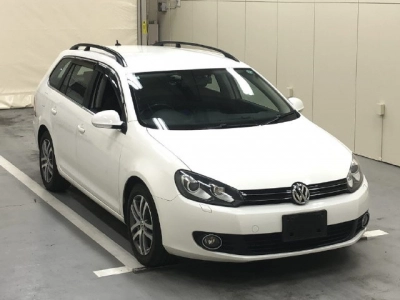 VOLKSWAGEN GOLF VARIANT