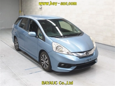 HONDA FIT SHUTTLE HYBRID
