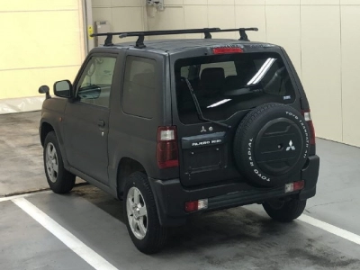 MITSUBISHI PAJERO MINI