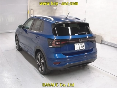 VOLKSWAGEN T-CROSS