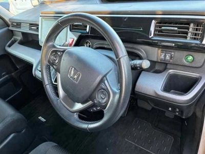 HONDA STEPWGN SPADA