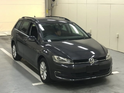 VOLKSWAGEN GOLF VARIANT