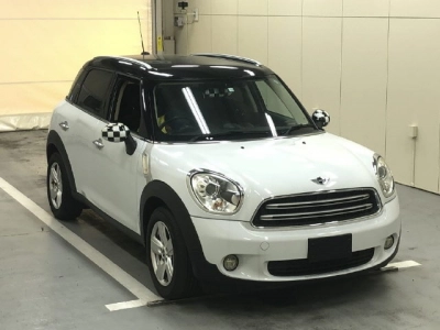MINI MINI CROSSOVER