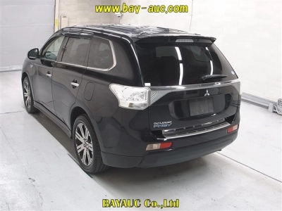 MITSUBISHI OUTLANDER PHEV