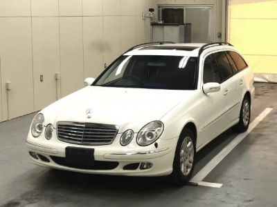 MERCEDES BENZ E CLASS