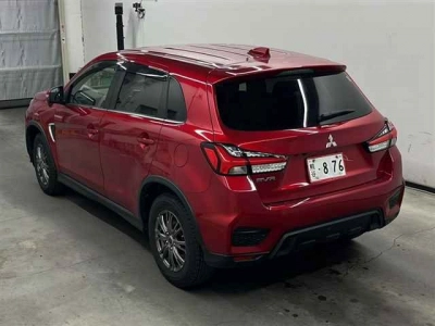 MITSUBISHI RVR